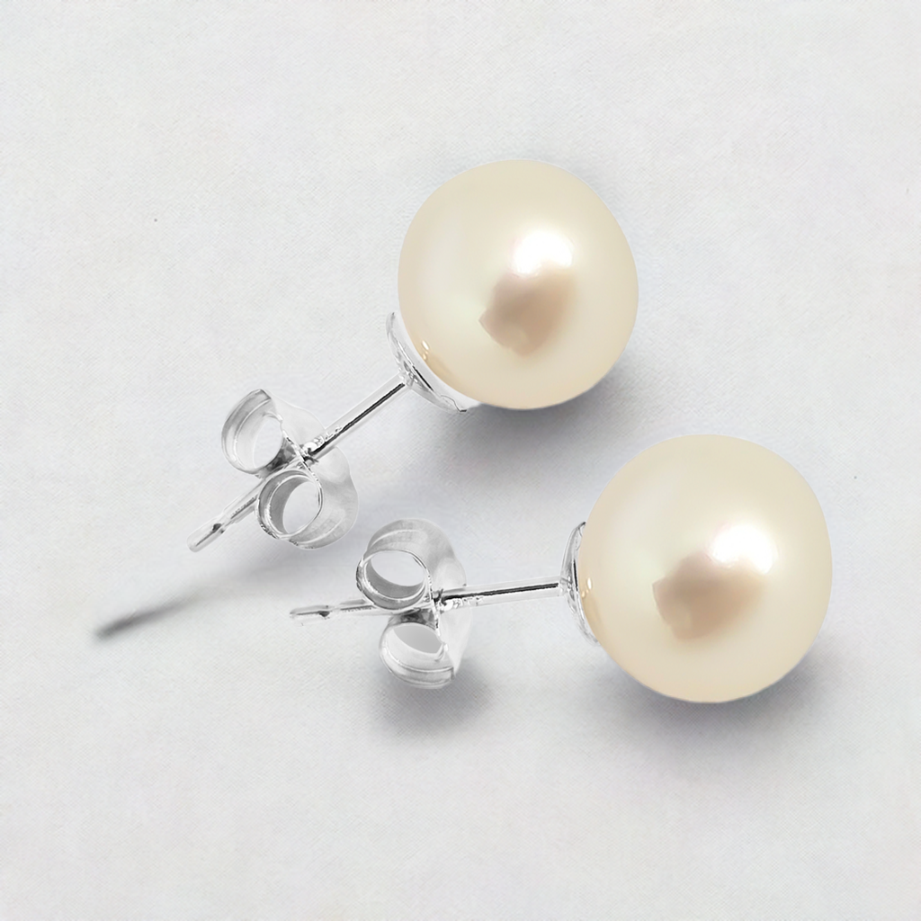 7mm Fresh Water Pearl Solitaire Huggie Studs in Sterling Silver