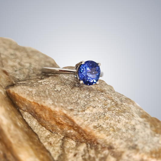 1.56ct Tanzanite Brilliant cut solitaire Ring in 14ct White Gold