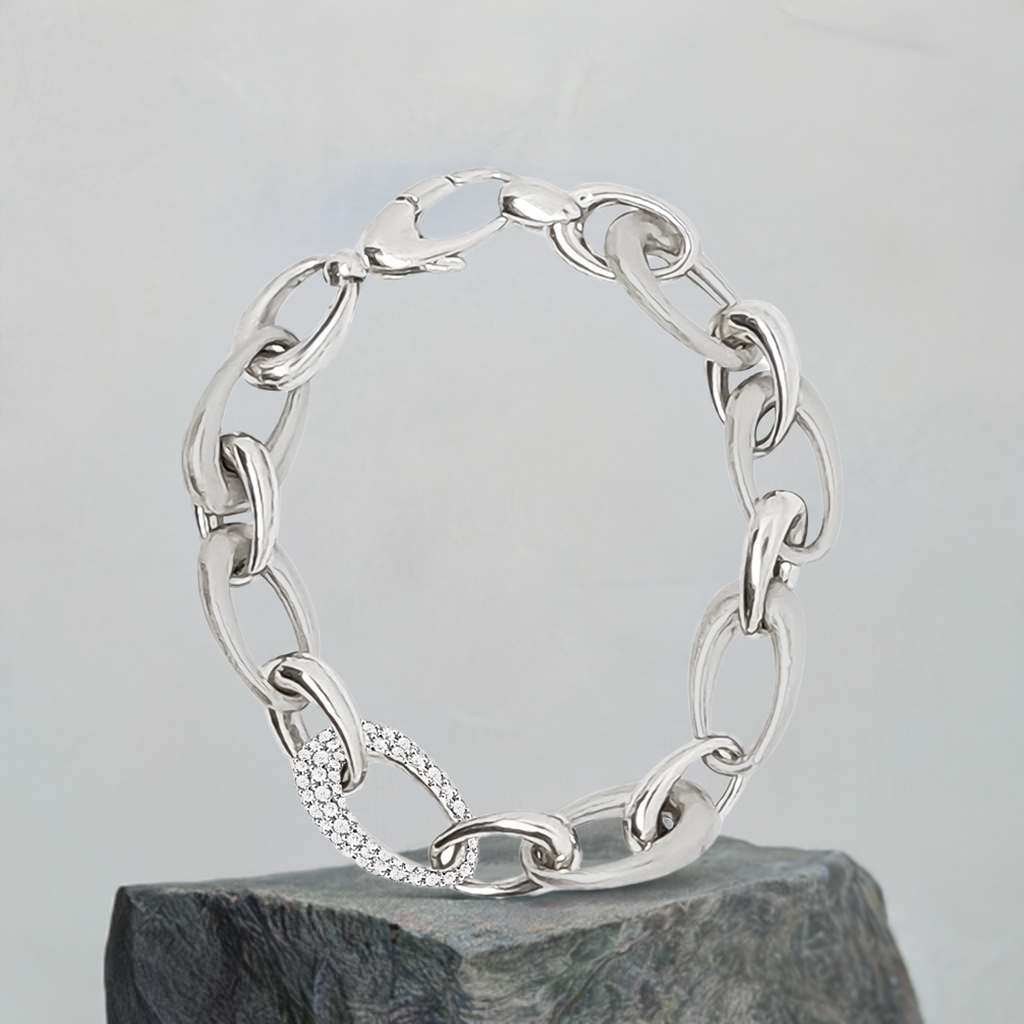 19cm Oval Loop Link Bracelet in 9ct White Gold