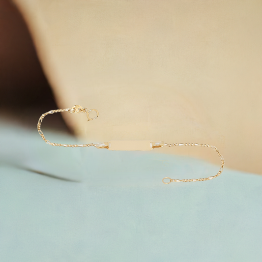 Shield Shape Panel Bracelet in 9ct Gold