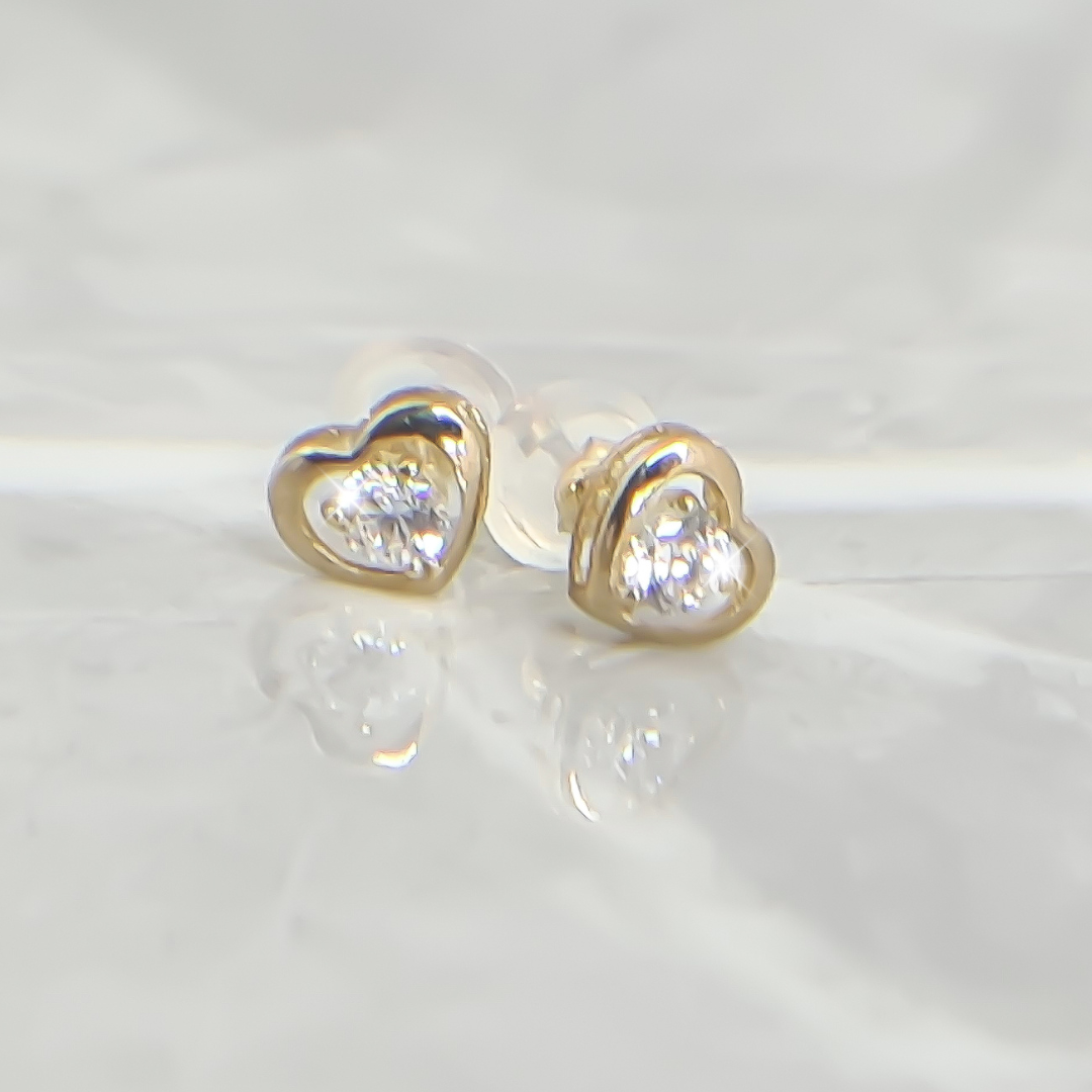 Heart with Cubic studs in 9ct Yellow Gold