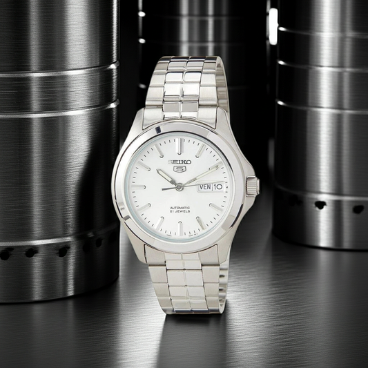 Seiko 5 Automatic 21 Jewels Day/Date Stainless Steel SNKK87K1 30M Mens Watch