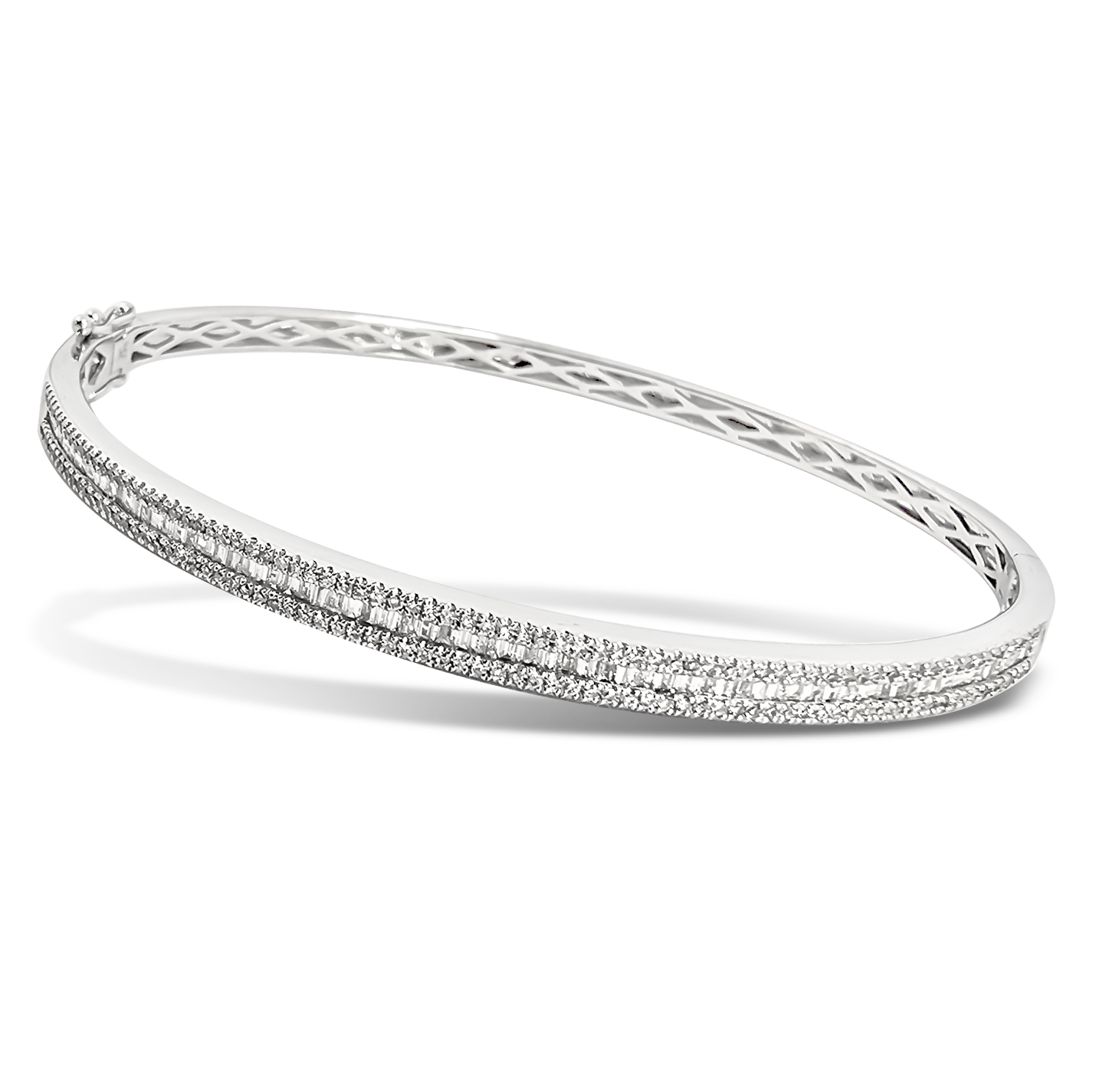 0.46ct Baguette Diamond bangle in 9ct White Gold