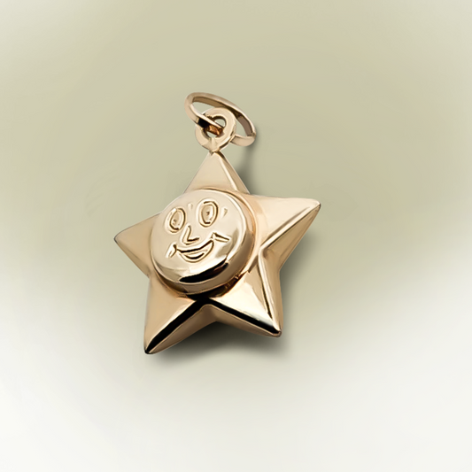 15mm Smiley Star Charm 9ct Yellow Gold