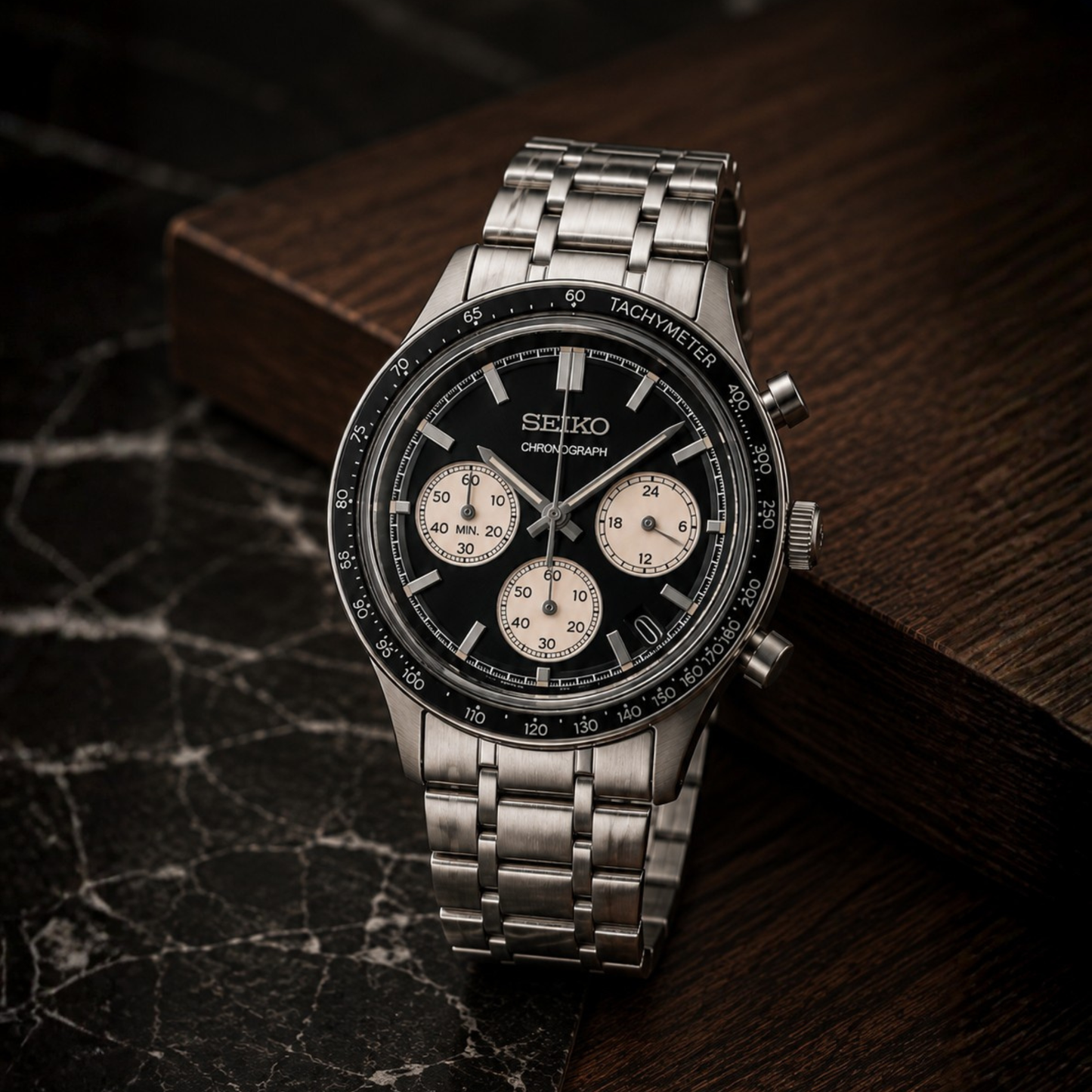 Gents Seiko Automatic GMT Watch with Black Face and Steel Strap