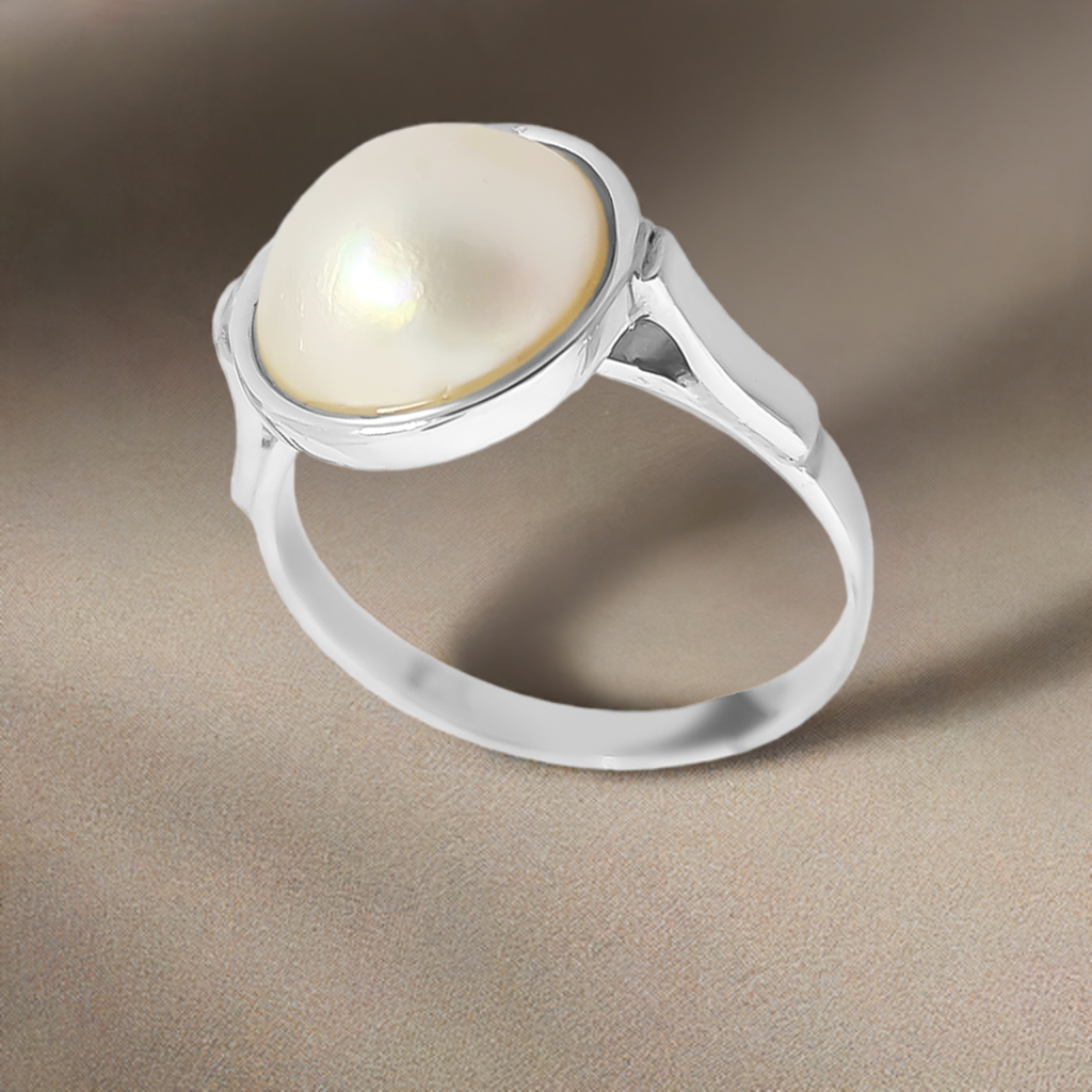 Unique Tower Support Single Mabe pearl ring in 925 Sterling Silver