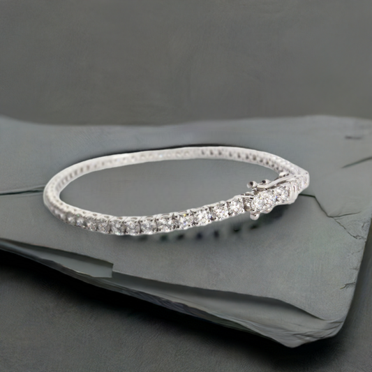 5.00ct Lab-Grown Diamond Eternity Tennis Bracelet in 9ct Gold